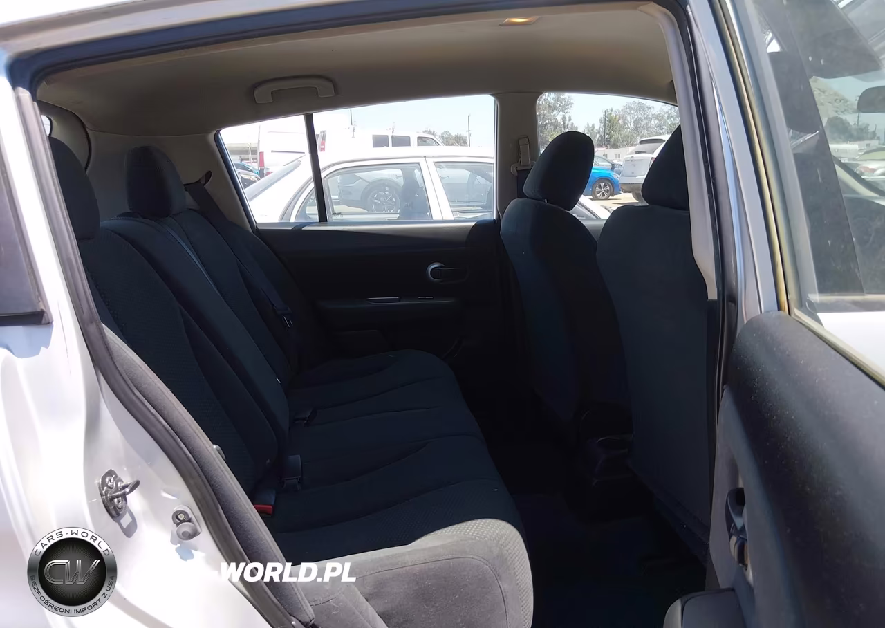 2011 Nissan Versa 1.8S VIN:3N1BC1CPXBL425412 - 8
