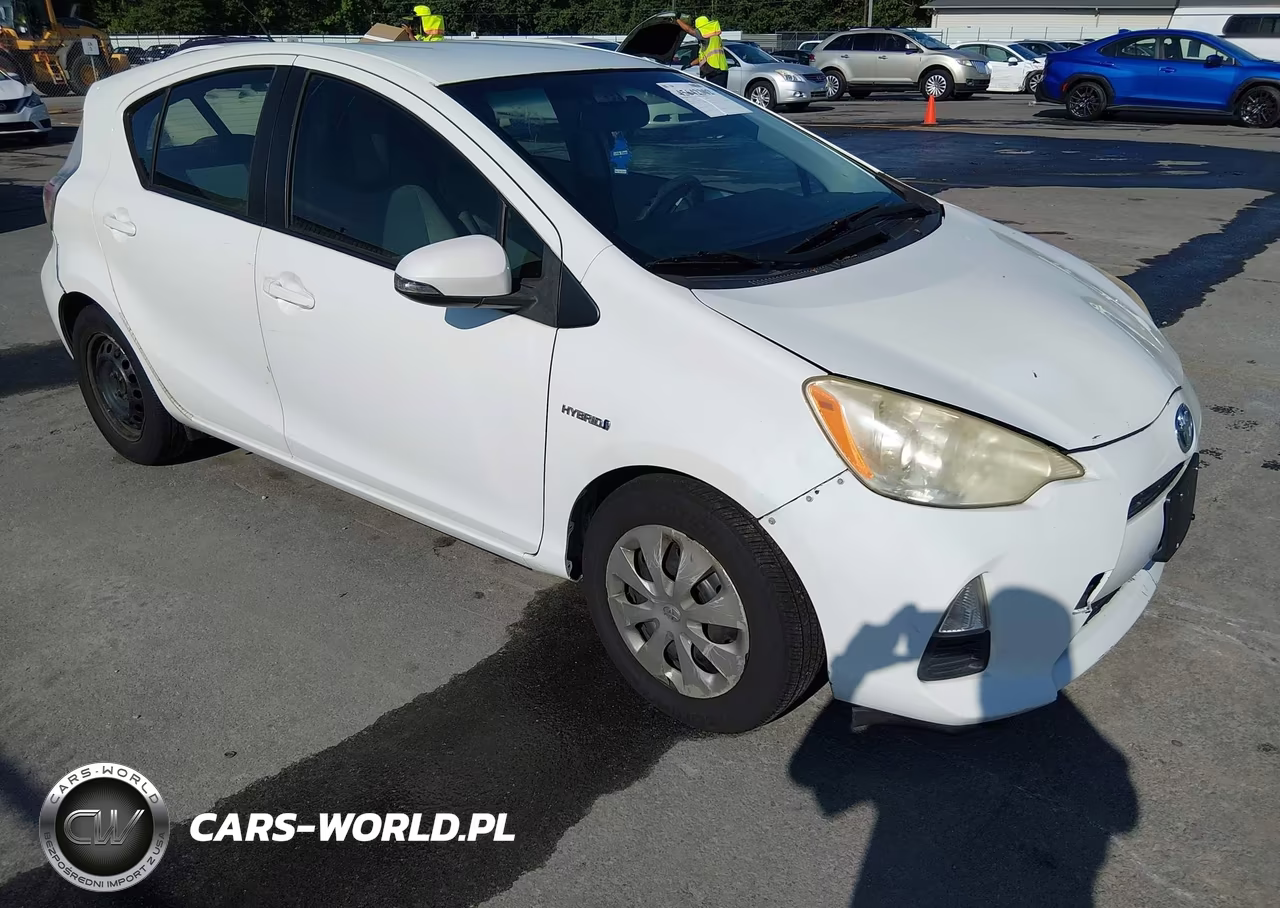 2012 Toyota Prius C One VIN:JTDKDTB38C1508365 - 1