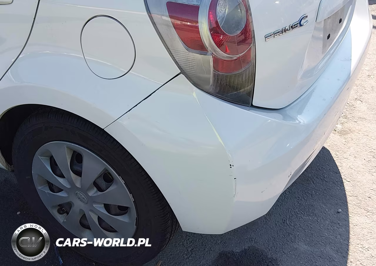 2012 Toyota Prius C One VIN:JTDKDTB38C1508365 - 6
