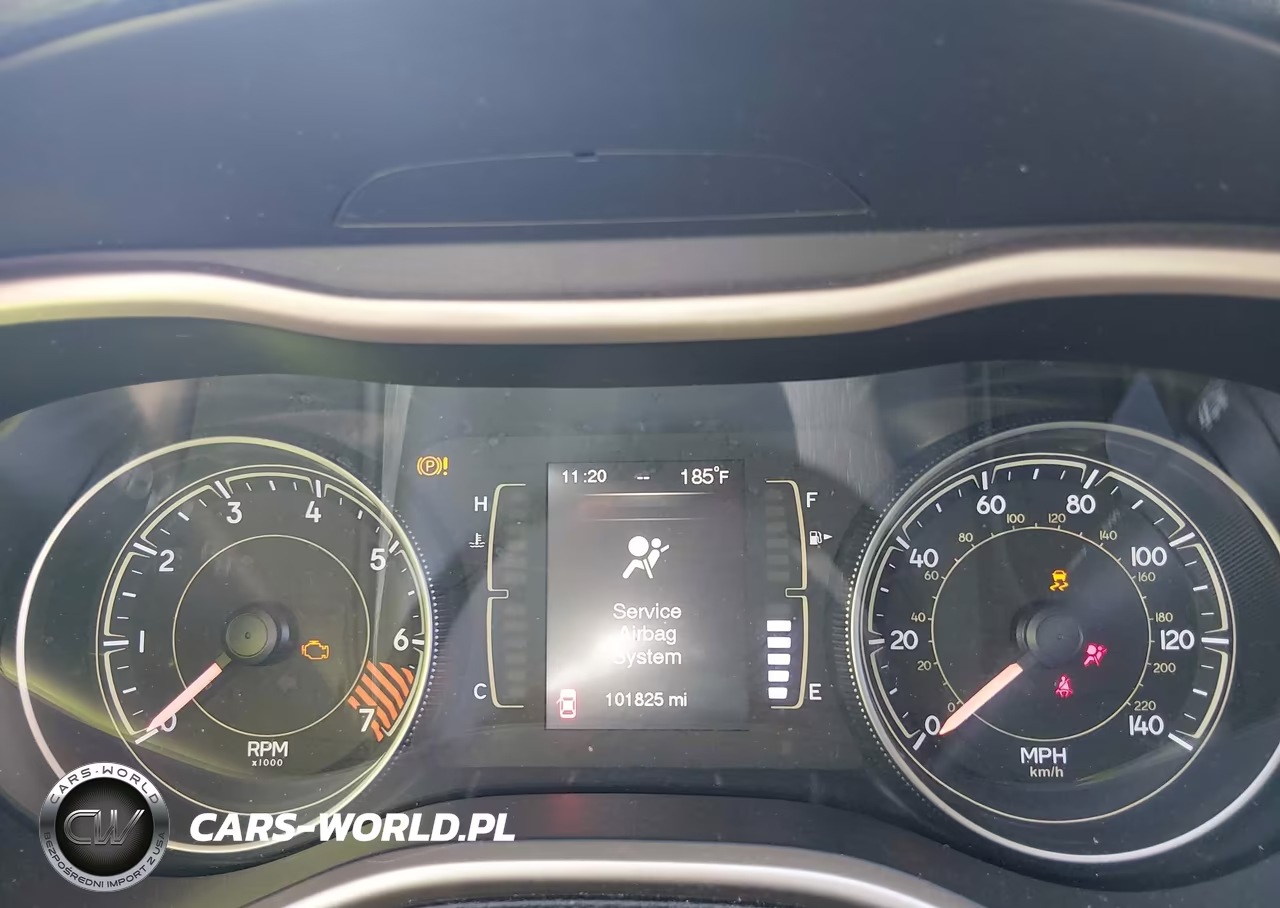2014 Jeep Cherokee Sport VIN:1C4PJMAB3EW145038 - 7