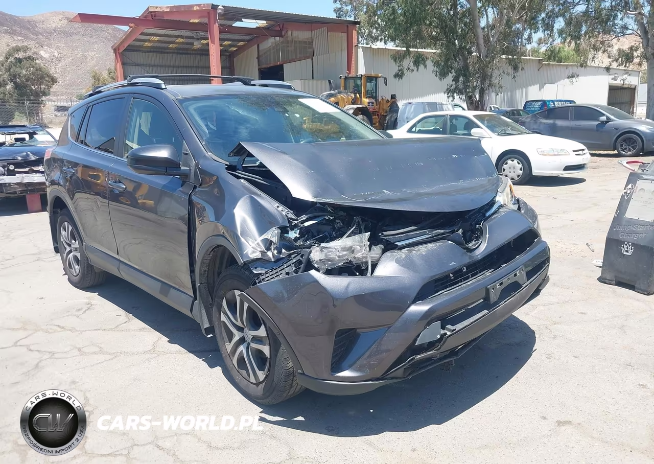 2017 Toyota Rav4 Le – zdjęcie 1 z 18