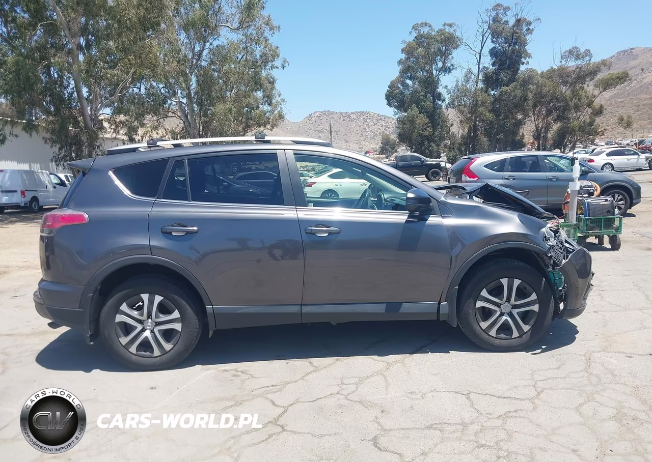 2017 Toyota Rav4 Le VIN:JTMBFREV2HJ131680 - 14
