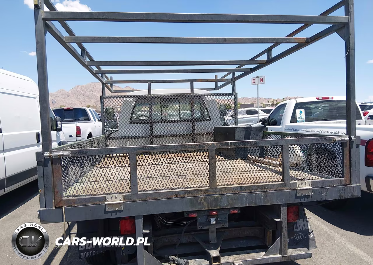 2000 Chevrolet Express Comm Cutaway VIN:1GBJG31R7Y1155816 - 15