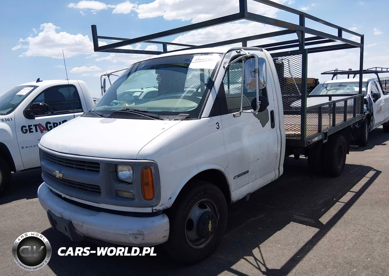 2000 Chevrolet Express Comm Cutaway VIN:1GBJG31R7Y1155816 - 2