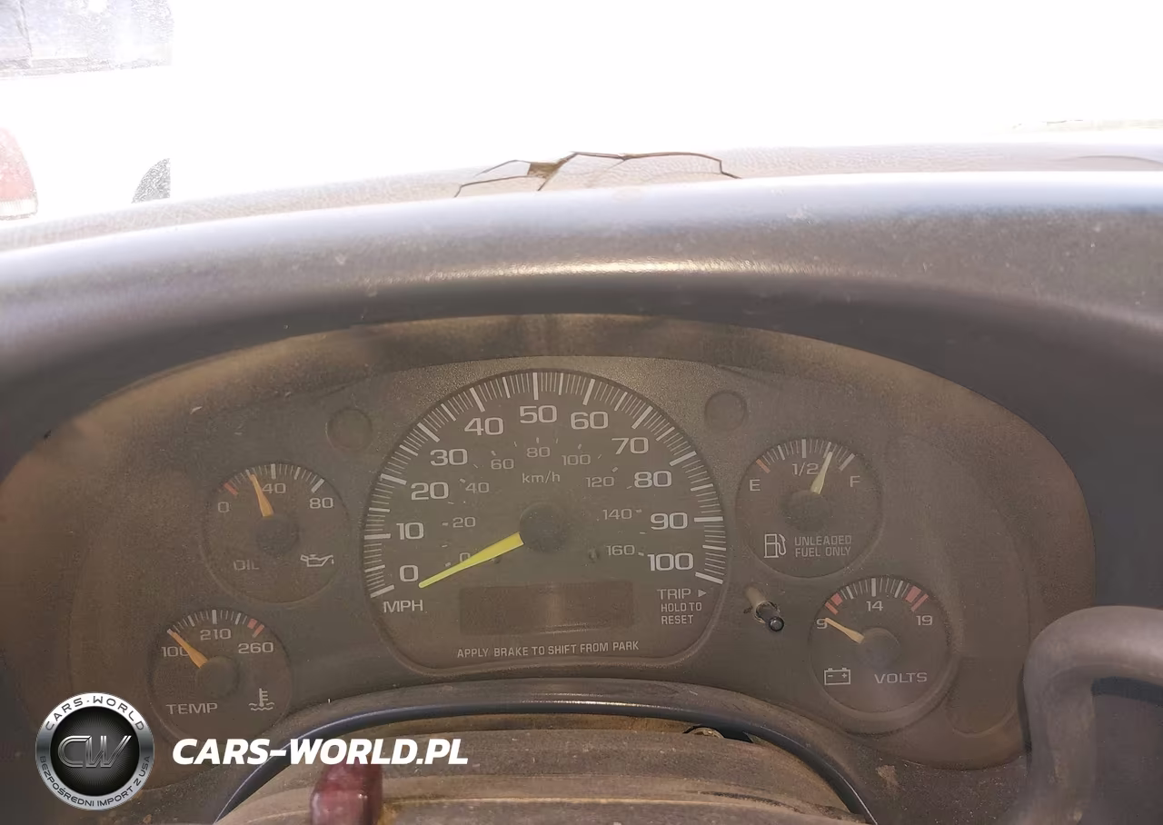 2000 Chevrolet Express Comm Cutaway VIN:1GBJG31R7Y1155816 - 5
