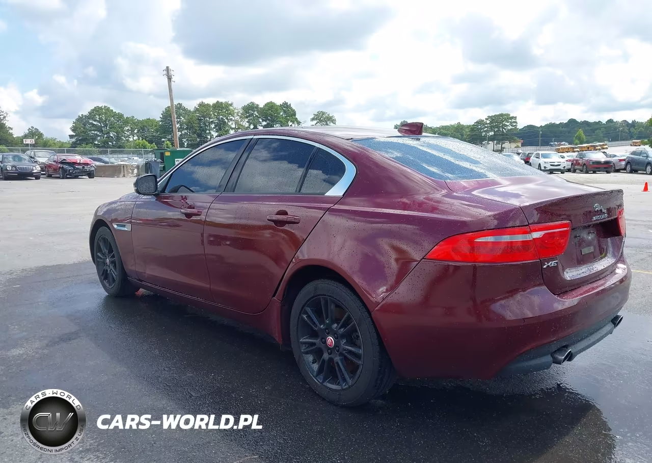 2017 Jaguar Xe 25T VIN:SAJAR4BG2HA965834 - 3