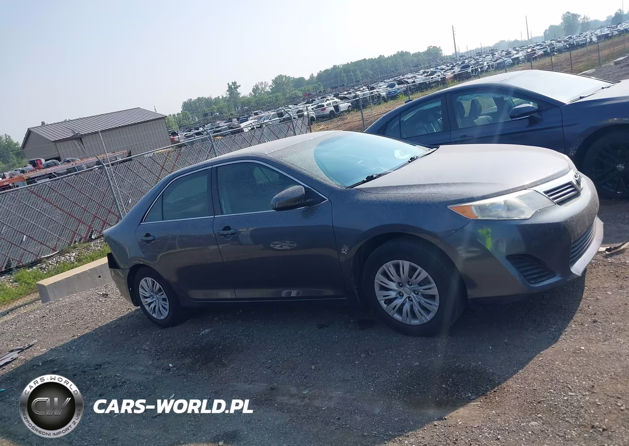 2013 Toyota Camry L VIN:4T1BF1FK2DU673954 - 13