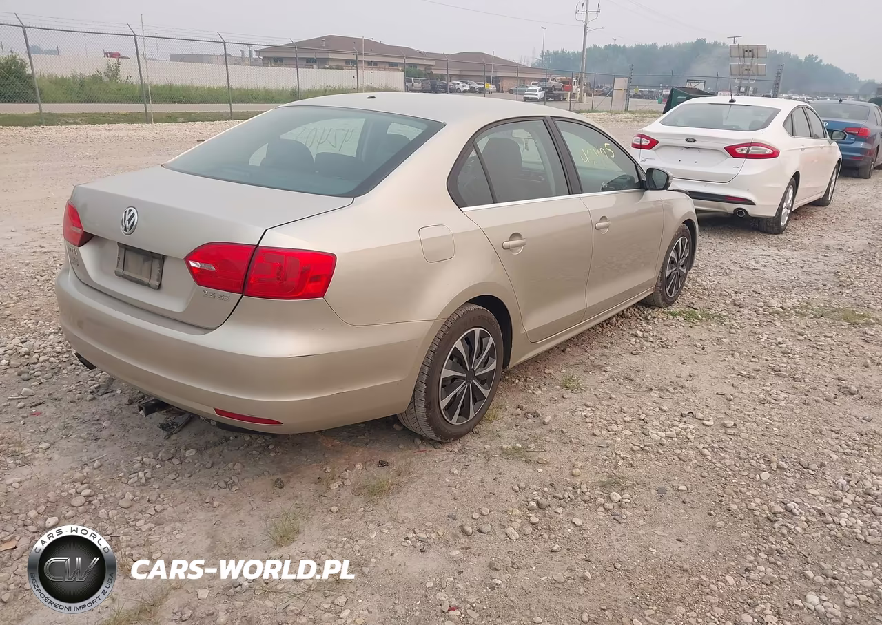 2013 Volkswagen Jetta 2.5L Se VIN:3VWDP7AJ8DM265875 - 4