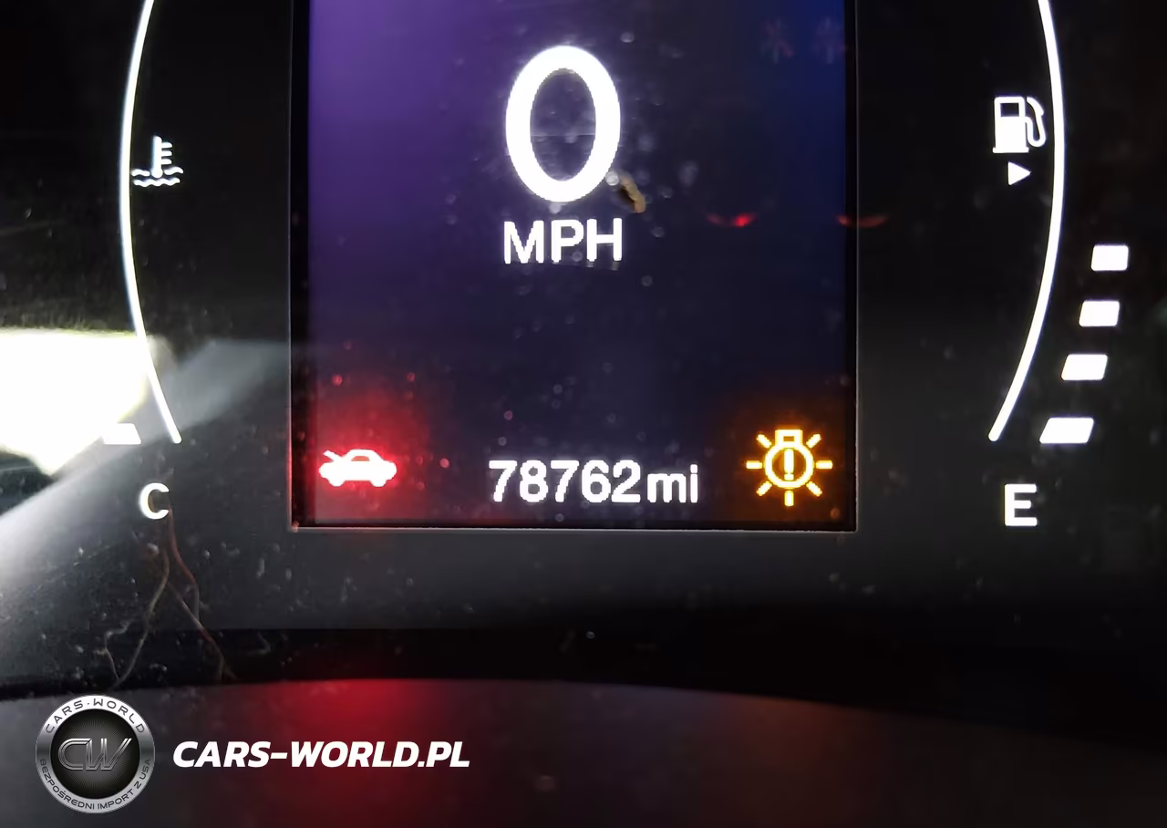 2017 Jeep Renegade Latitude VIN:ZACCJBBBXHPG27542 - 16