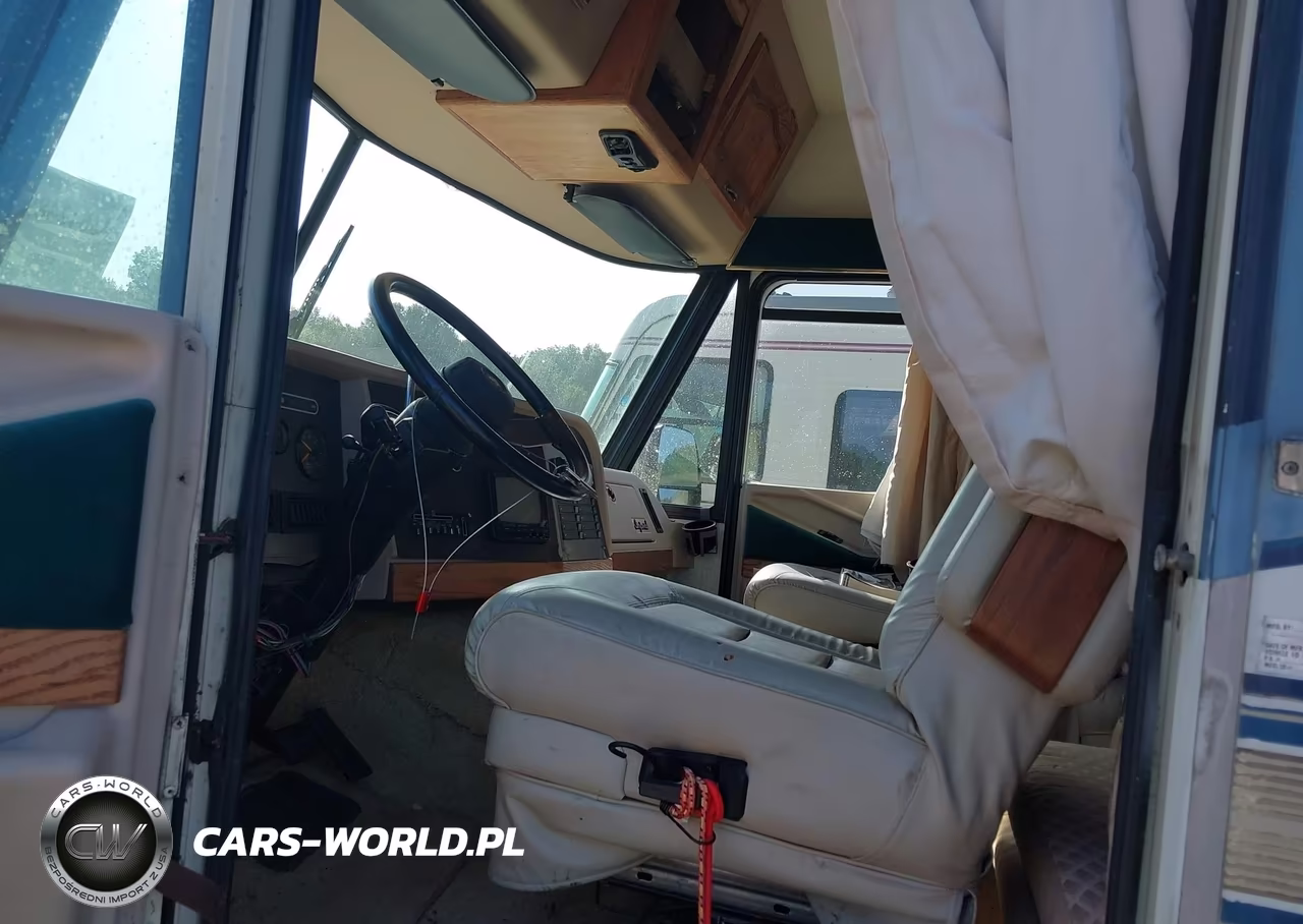 1991 Chevrolet P30 VIN:1GBKP37N8M3313247 - 18