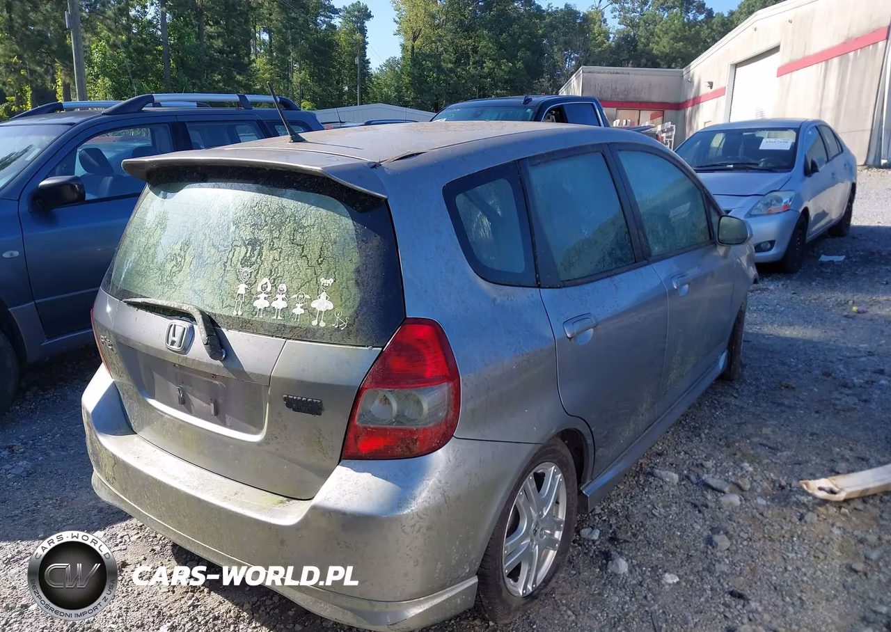 2007 Honda Fit Sport VIN:JHMGD38667S034163 - 4