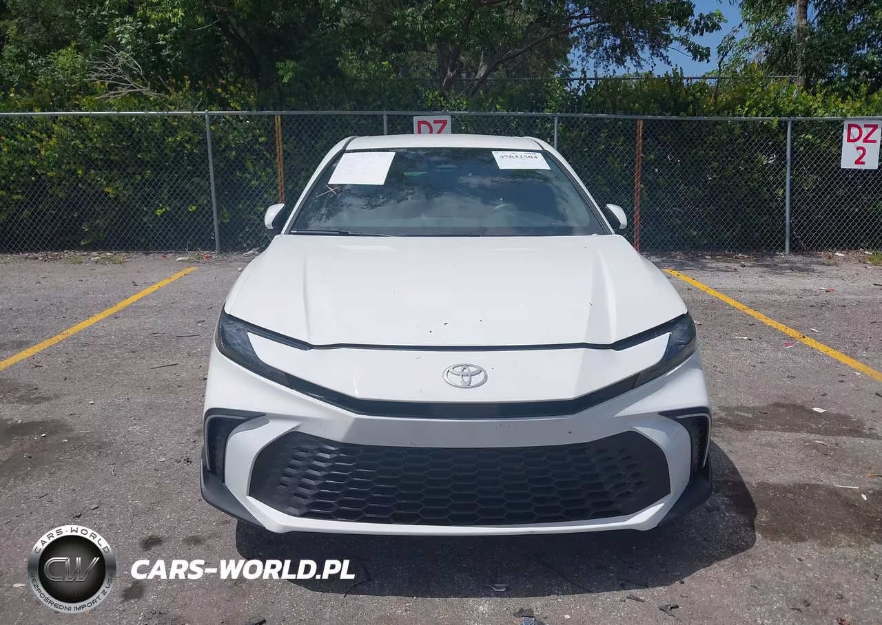 2025 Toyota Camry Se VIN:4T1DAACK2SU085531 - 12