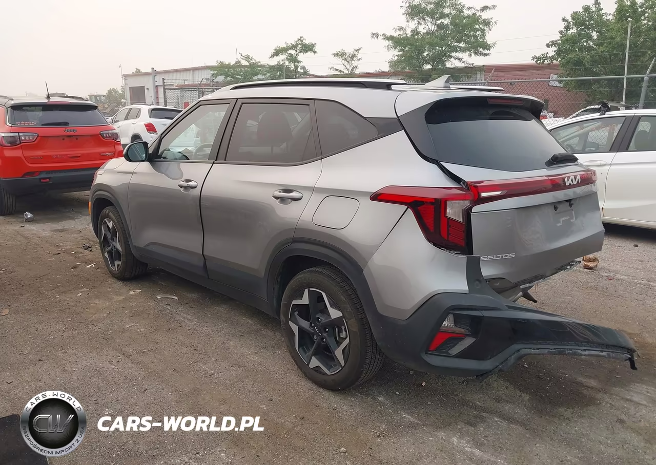 2025 Kia Seltos S VIN:KNDEUCAA0S7716569 - 3