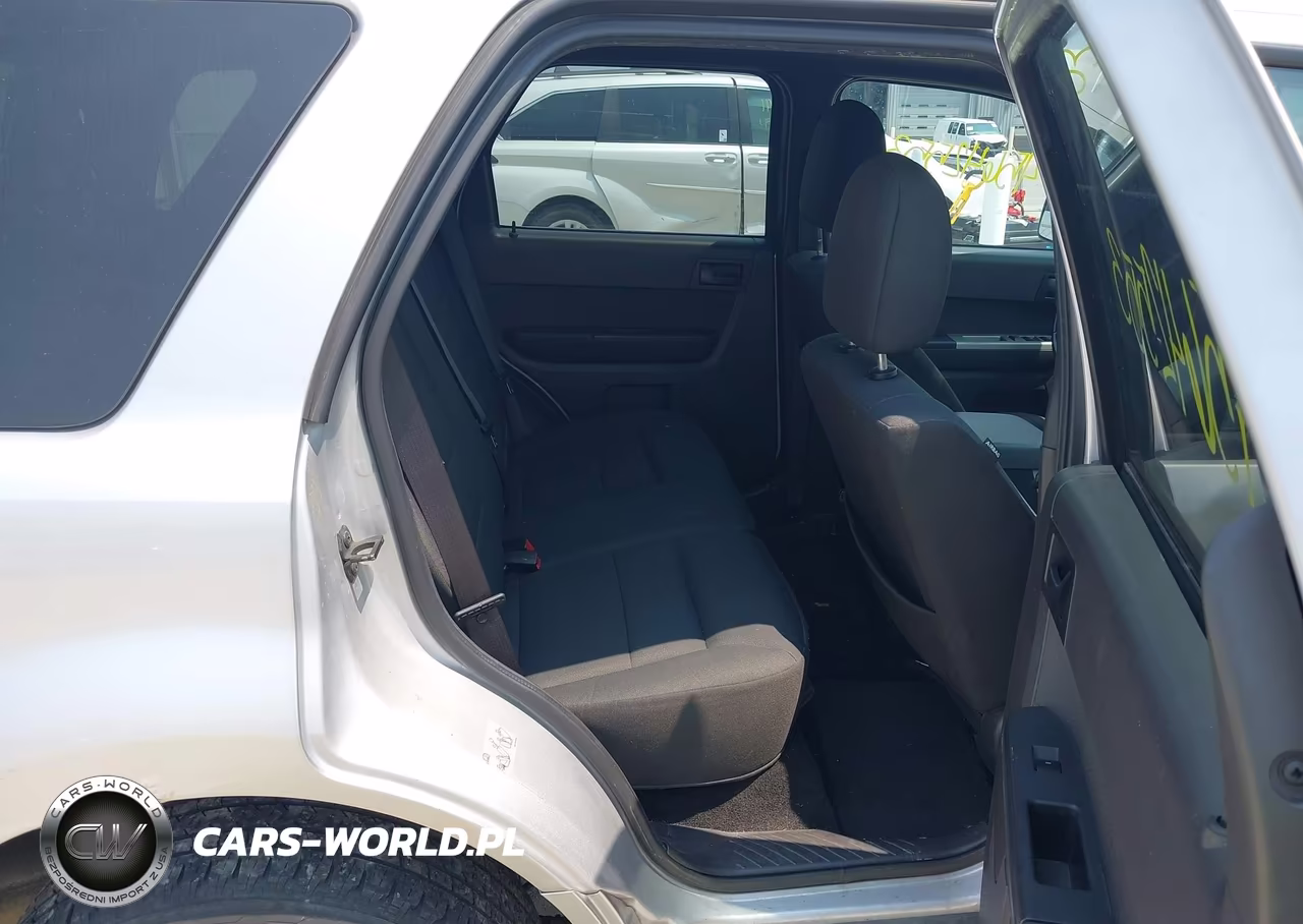 2011 Ford Escape Xlt VIN:1FMCU0D72BKA22027 - 8