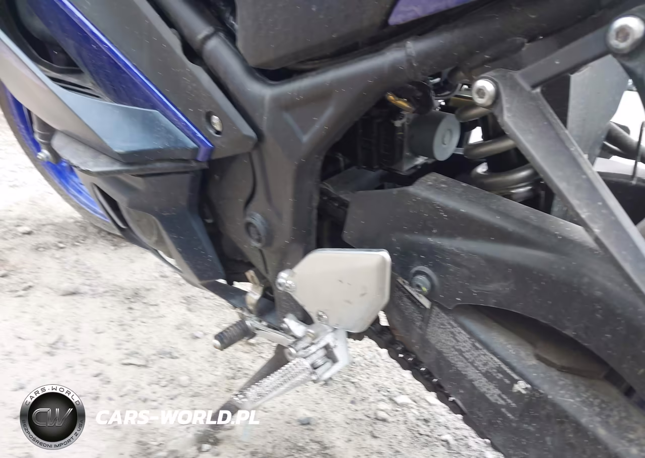 2024 Yamaha Yzfr3 A VIN:MH3RH18Y1RK017179 - 9