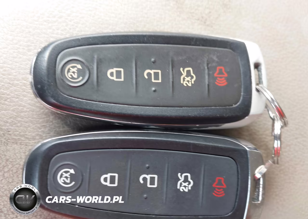 2015 Ford Escape Titanium VIN:1FMCU0JX5FUA05009 - 11