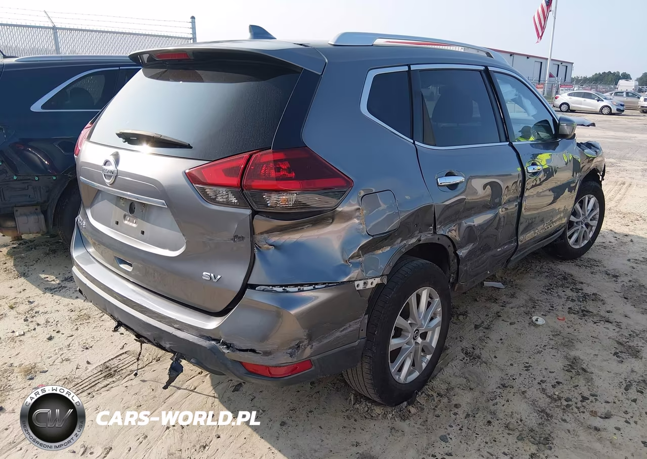 2018 Nissan Rogue Sv VIN:KNMAT2MT6JP520322 - 4