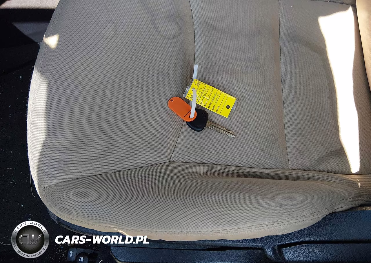 2013 Hyundai Elantra Gls VIN:5NPDH4AEXDH205894 - 11