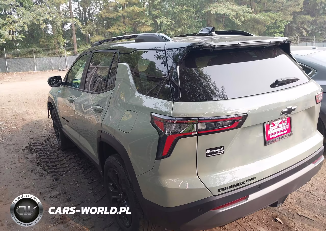 2025 Chevrolet Equinox Awd Lt VIN:3GNAXPEG0SL285956 - 3