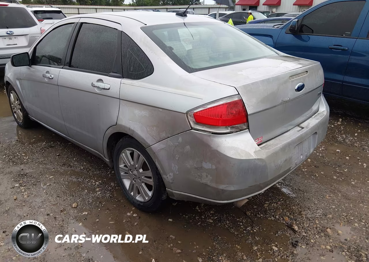 2010 Ford Focus Sel VIN:1FAHP3HN8AW171390 - 3
