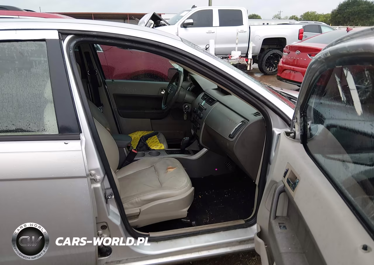 2010 Ford Focus Sel VIN:1FAHP3HN8AW171390 - 5