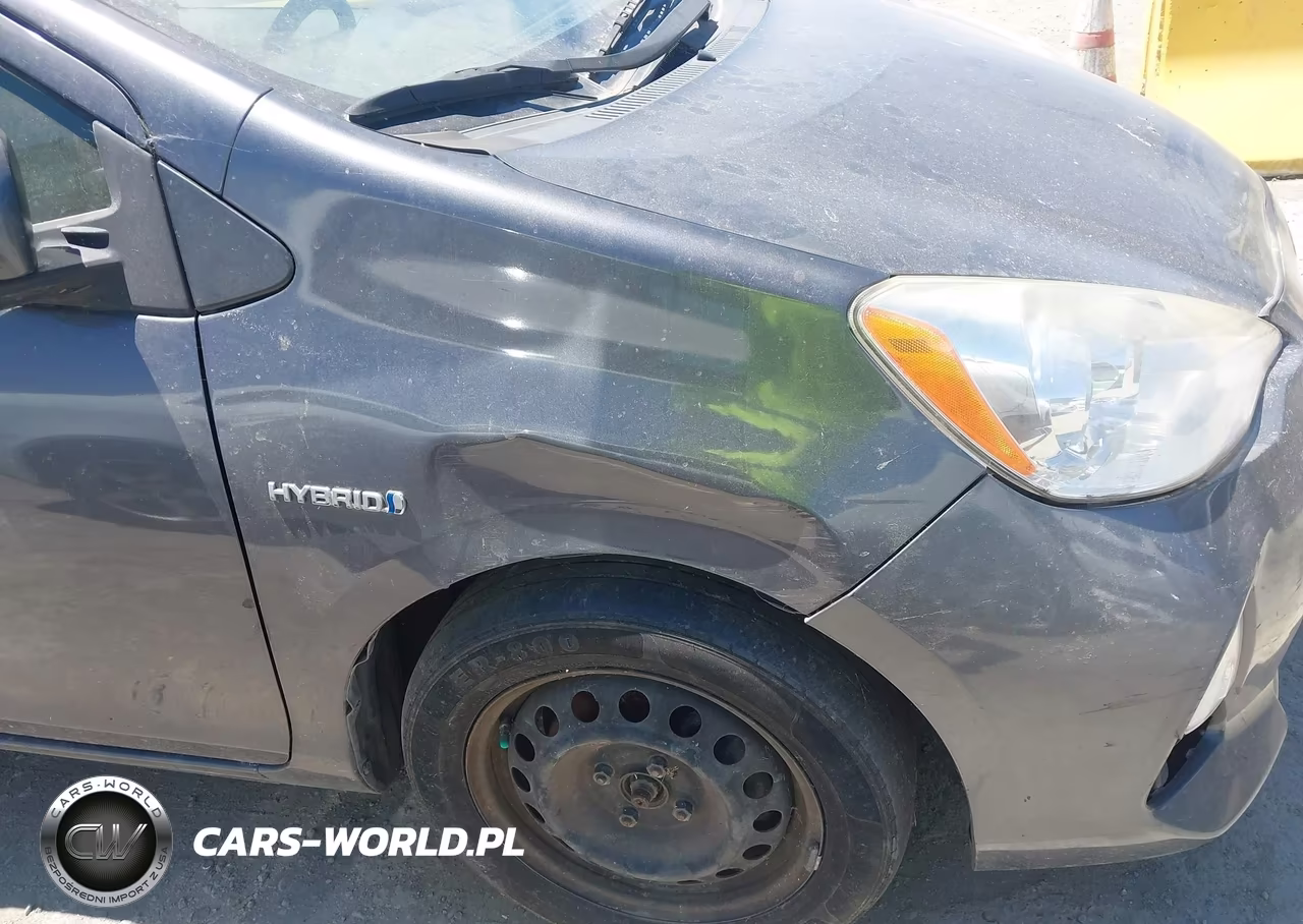 2014 Toyota Prius C One VIN:JTDKDTB30E1568014 - 6
