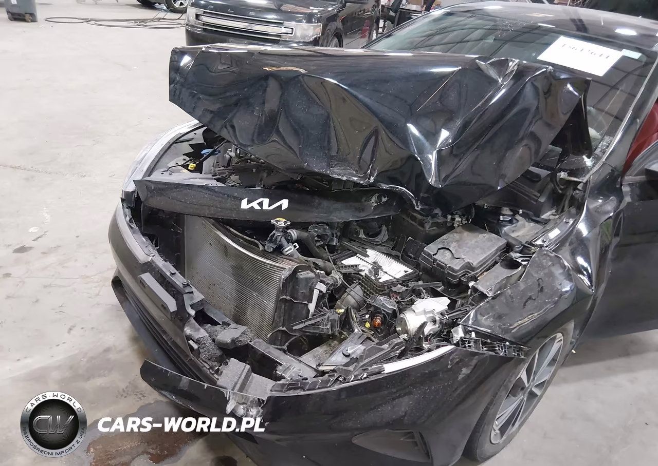 2023 Kia Forte Lxs VIN:3KPF24AD5PE650960 - 6