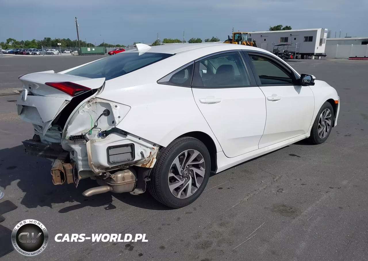 2018 Honda Civic Ex VIN:19XFC2F7XJE016667 - 4