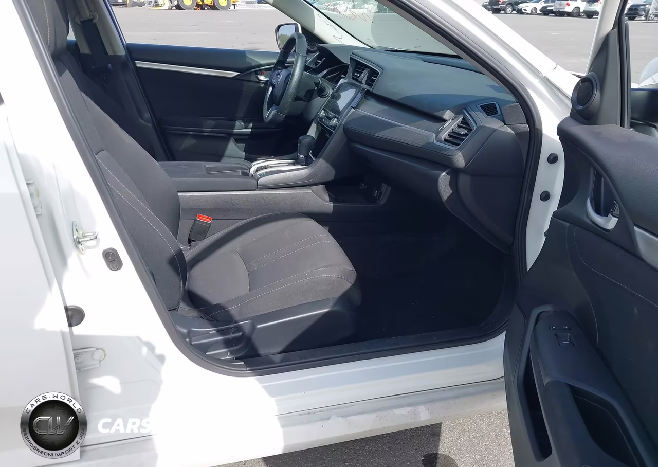 2018 Honda Civic Ex VIN:19XFC2F7XJE016667 - 5