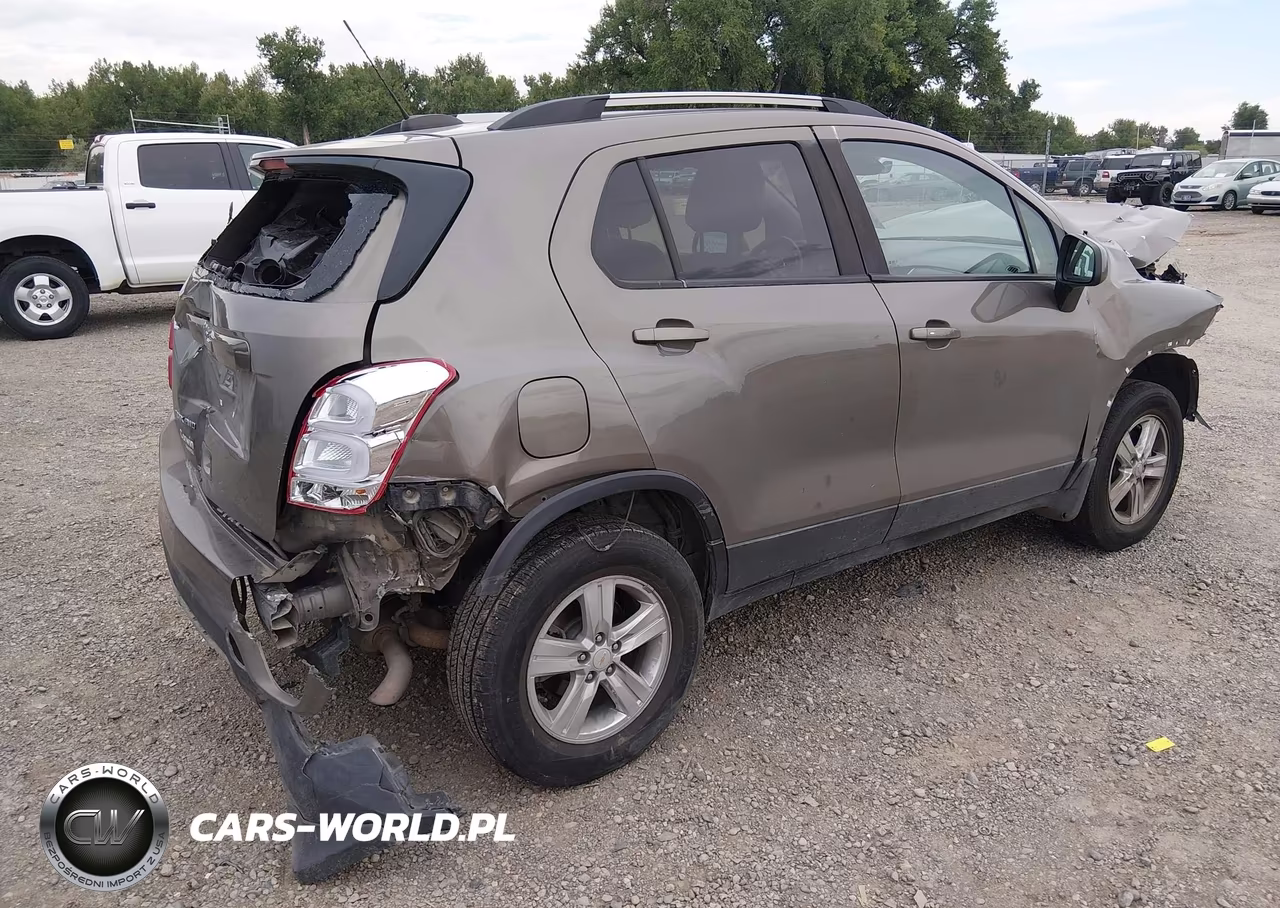 2021 Chevrolet Trax Awd Lt VIN:KL7CJPSB8MB343762 - 4