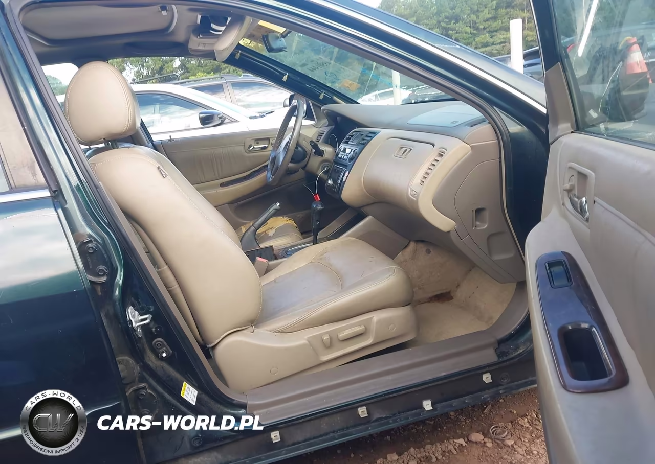 2001 Honda Accord 3.0 Ex VIN:1HGCG16571A017313 - 5