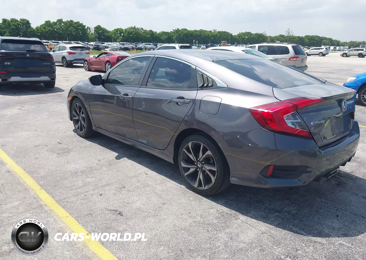 2019 Honda Civic Sport VIN:2HGFC2F83KH579723 - 3