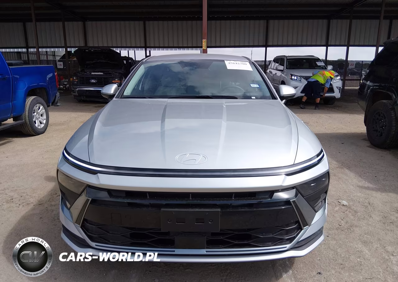 2026 Hyundai Sonata Se VIN:KMHL24JA6TA580418 - 13