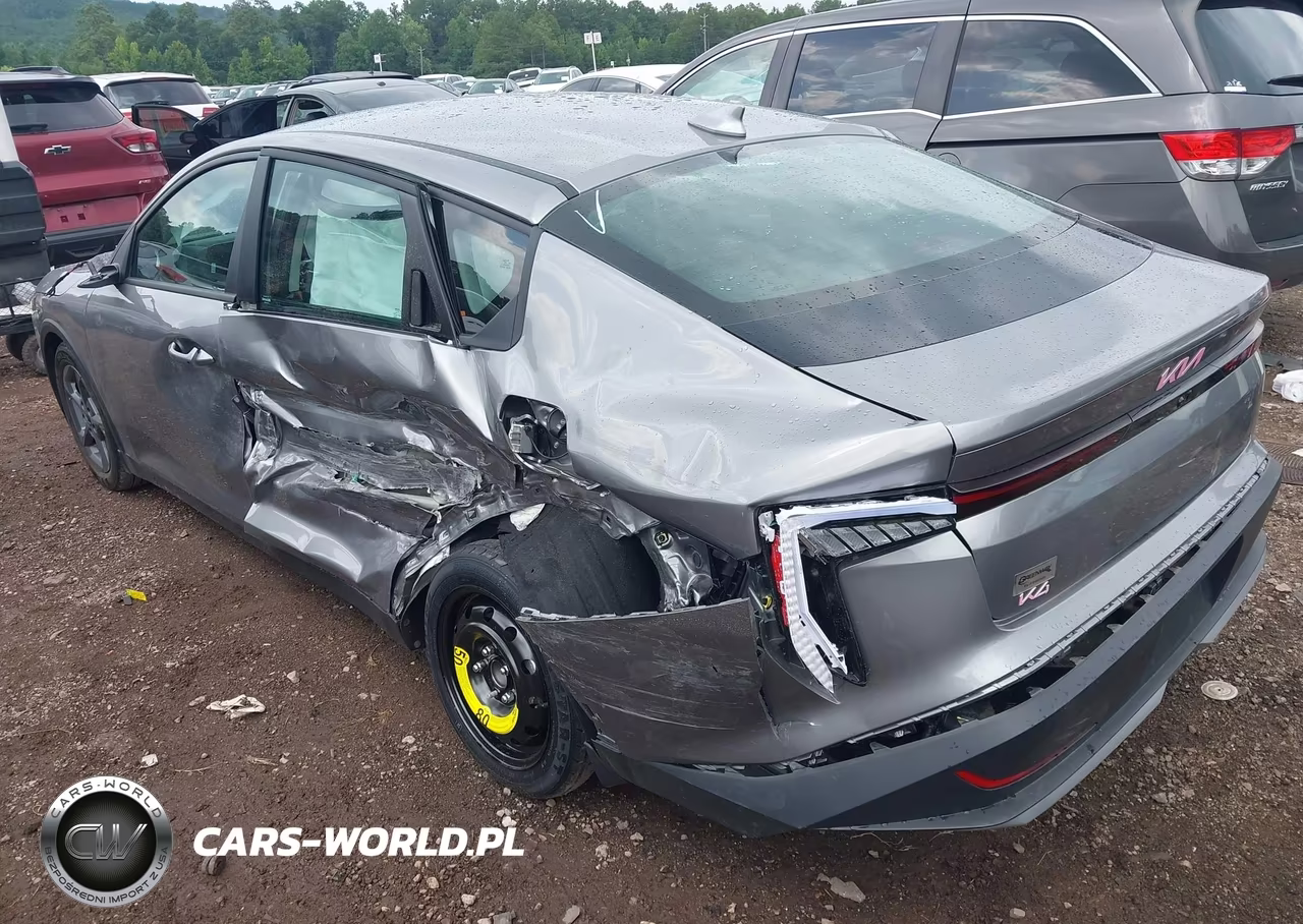 2026 Kia K4 Lxs VIN:3KPFT4DE3TE288526 - 3