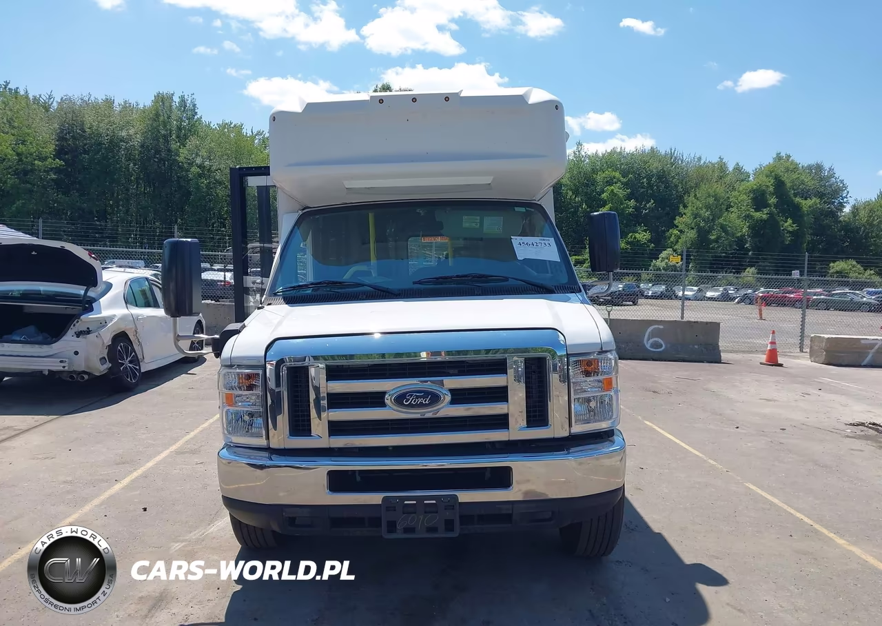 2019 Ford E-350 Cutaway VIN:1FDEE3F68KDC27593 - 12