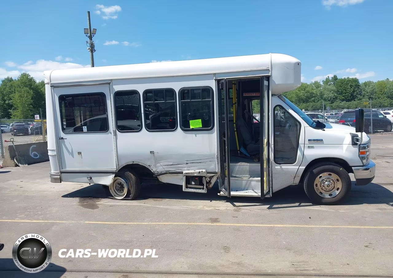 2019 Ford E-350 Cutaway VIN:1FDEE3F68KDC27593 - 13