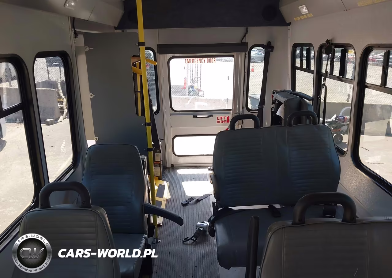 2019 Ford E-350 Cutaway VIN:1FDEE3F68KDC27593 - 6