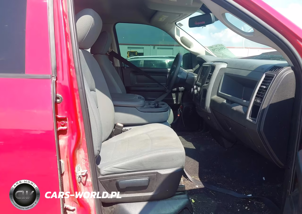 2019 Ram 1500 Classic Express 4X4 6'4 Box VIN:1C6RR7FG2KS623998 - 5