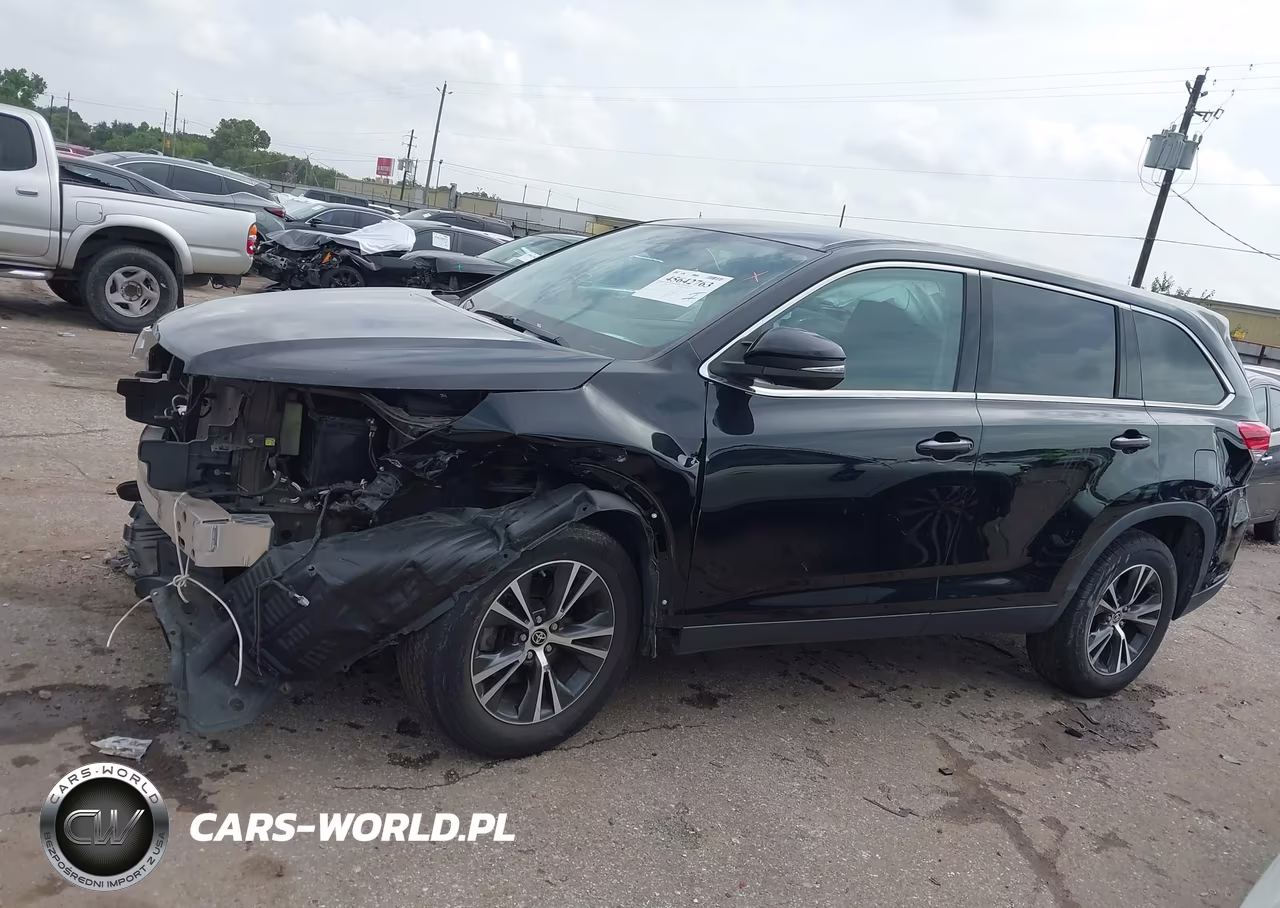 2019 Toyota Highlander Le VIN:5TDZARFH4KS061549 - 14