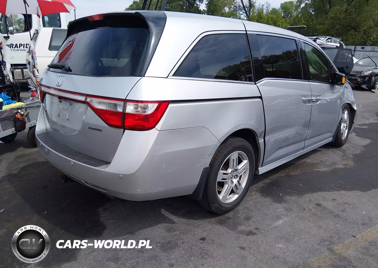 2012 Honda Odyssey Touring-Touring Elite VIN:5FNRL5H96CB008222 - 4
