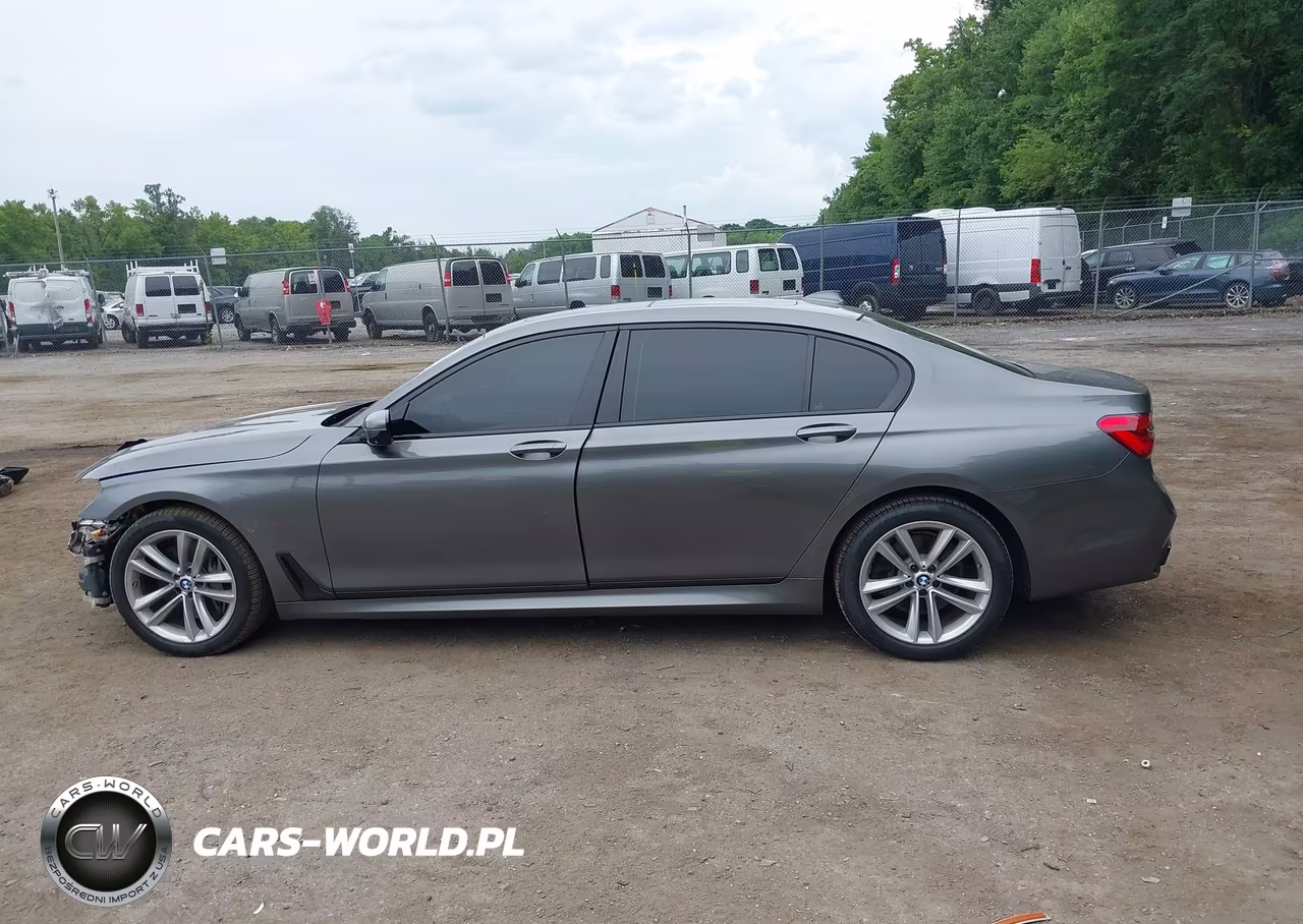 2017 BMW Alpina B7 xDrive VIN:WBA7F2C50HG421605 - 15