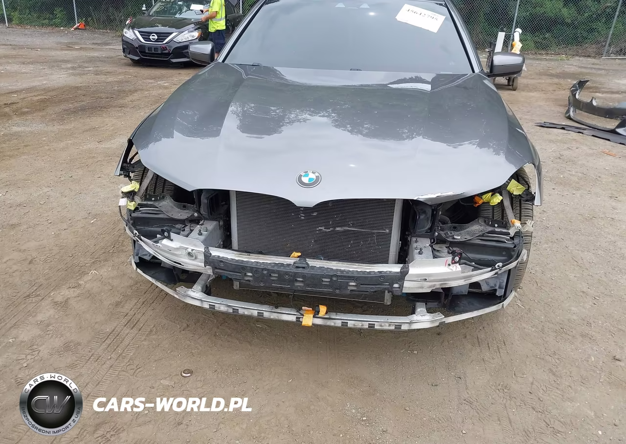 2017 BMW Alpina B7 xDrive VIN:WBA7F2C50HG421605 - 6