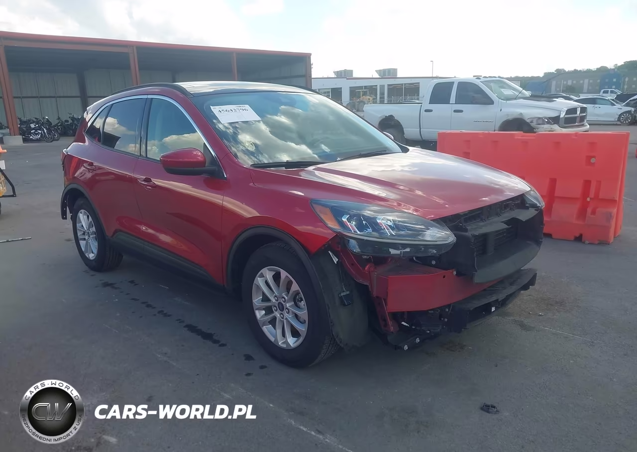 2020 Ford Escape Se