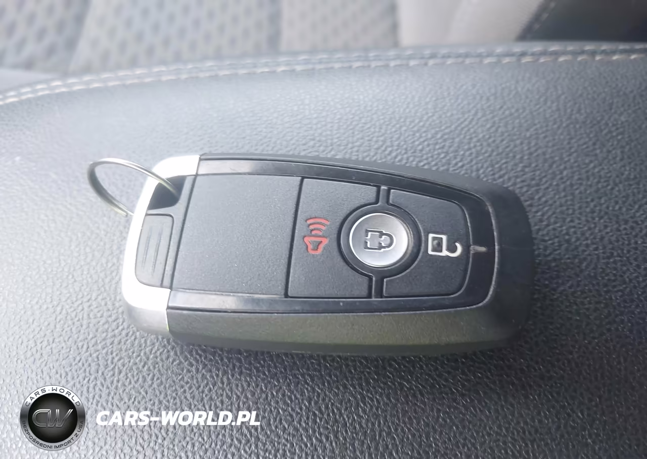2020 Ford Escape Se VIN:1FMCU0G6XLUB97568 - 11
