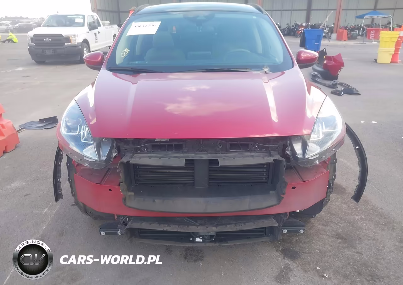 2020 Ford Escape Se VIN:1FMCU0G6XLUB97568 - 6