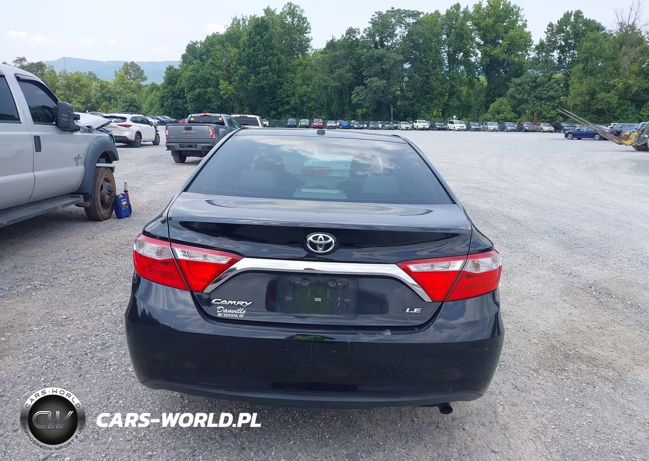 2017 Toyota Camry Le VIN:4T1BF1FK4HU378098 - 17