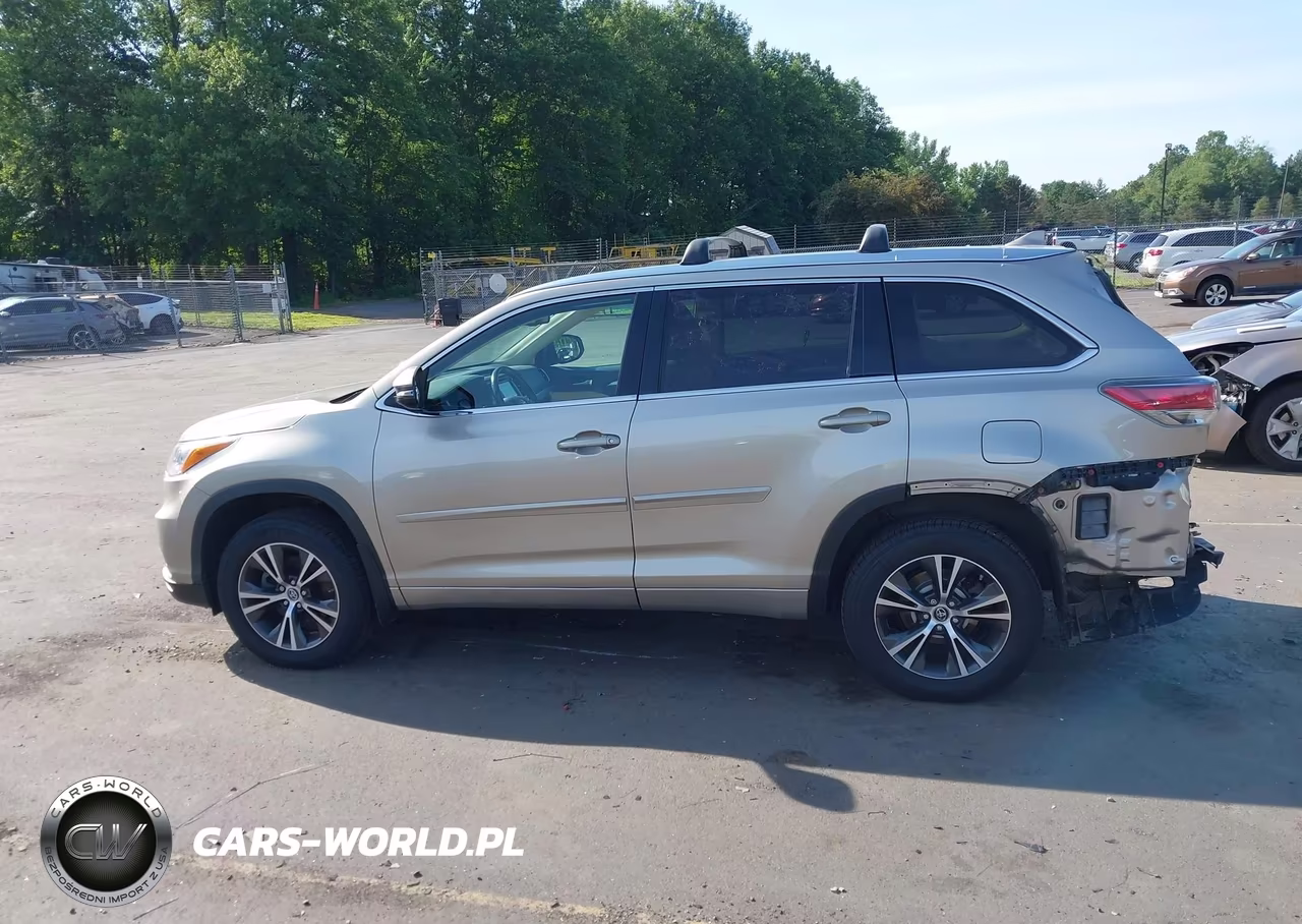 2016 Toyota Highlander Xle V6 VIN:5TDJKRFH4GS294364 - 15