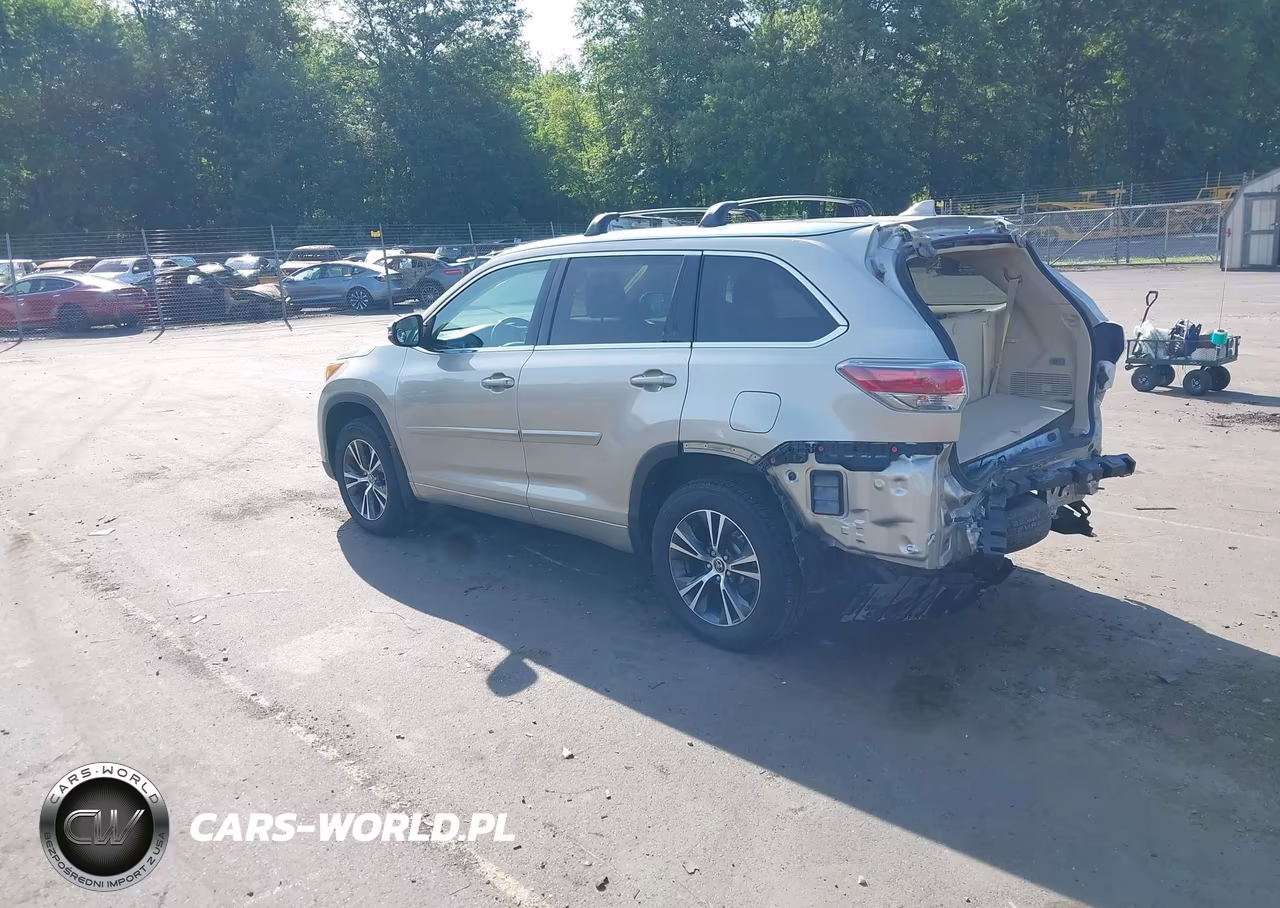 2016 Toyota Highlander Xle V6 VIN:5TDJKRFH4GS294364 - 3