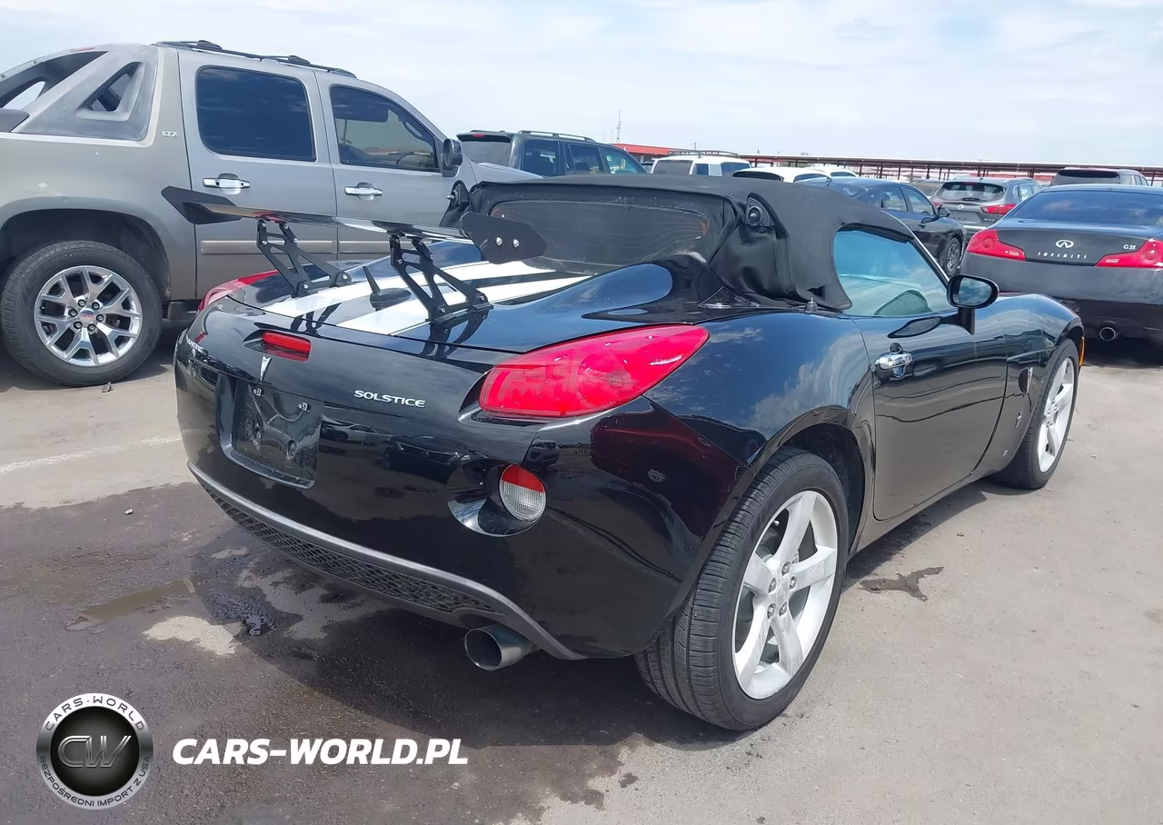 2008 Pontiac Solstice VIN:1G2MB35B78Y120211 - 4