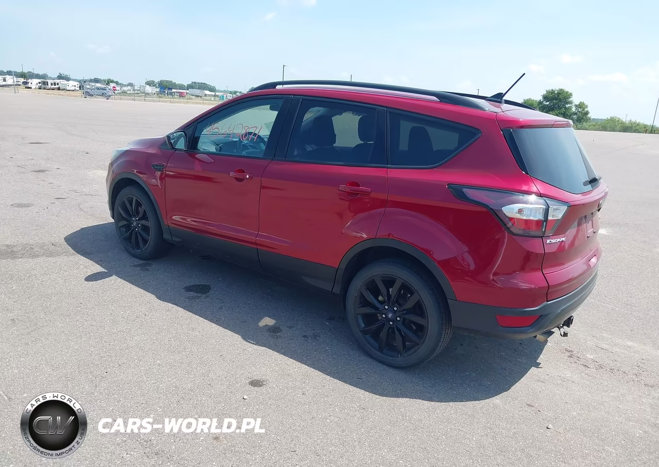2018 Ford Escape Se VIN:1FMCU0GD1JUA63219 - 3